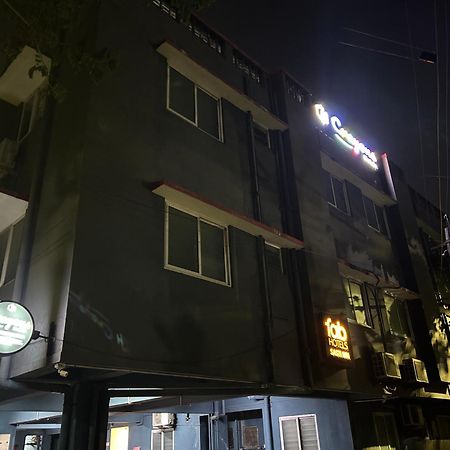 Crayons Hotel เชนไน ภายนอก รูปภาพ