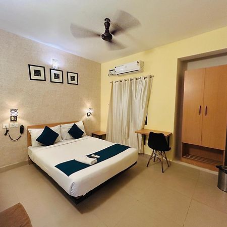 Crayons Hotel เชนไน ภายนอก รูปภาพ