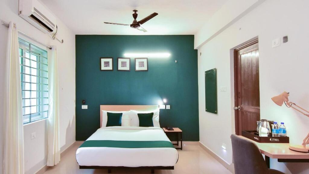 Crayons Hotel เชนไน ภายนอก รูปภาพ