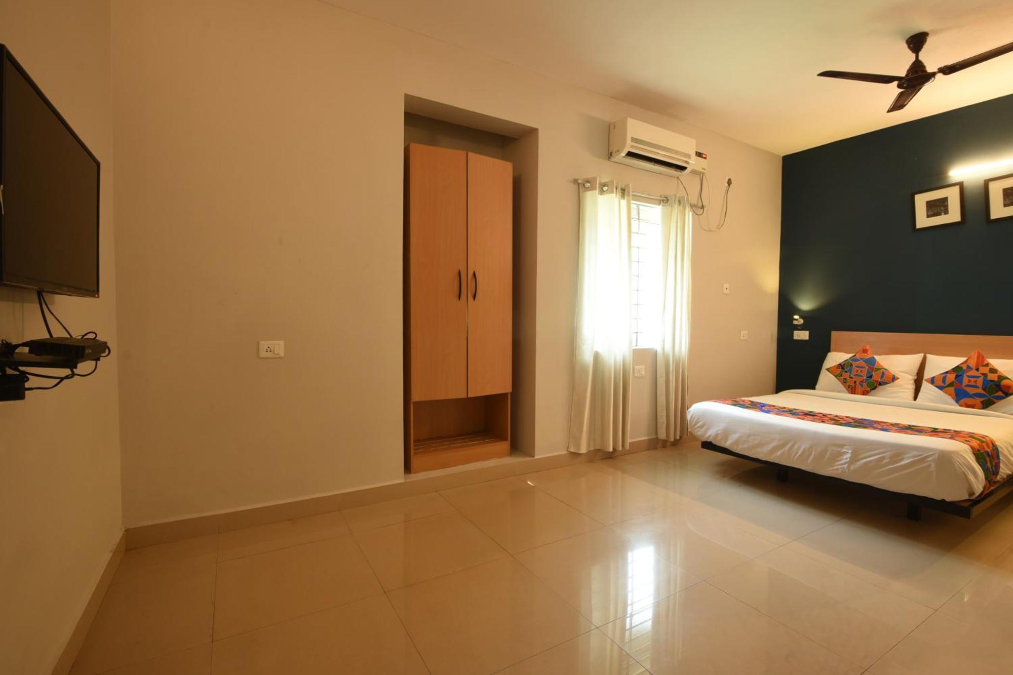 Crayons Hotel เชนไน ภายนอก รูปภาพ